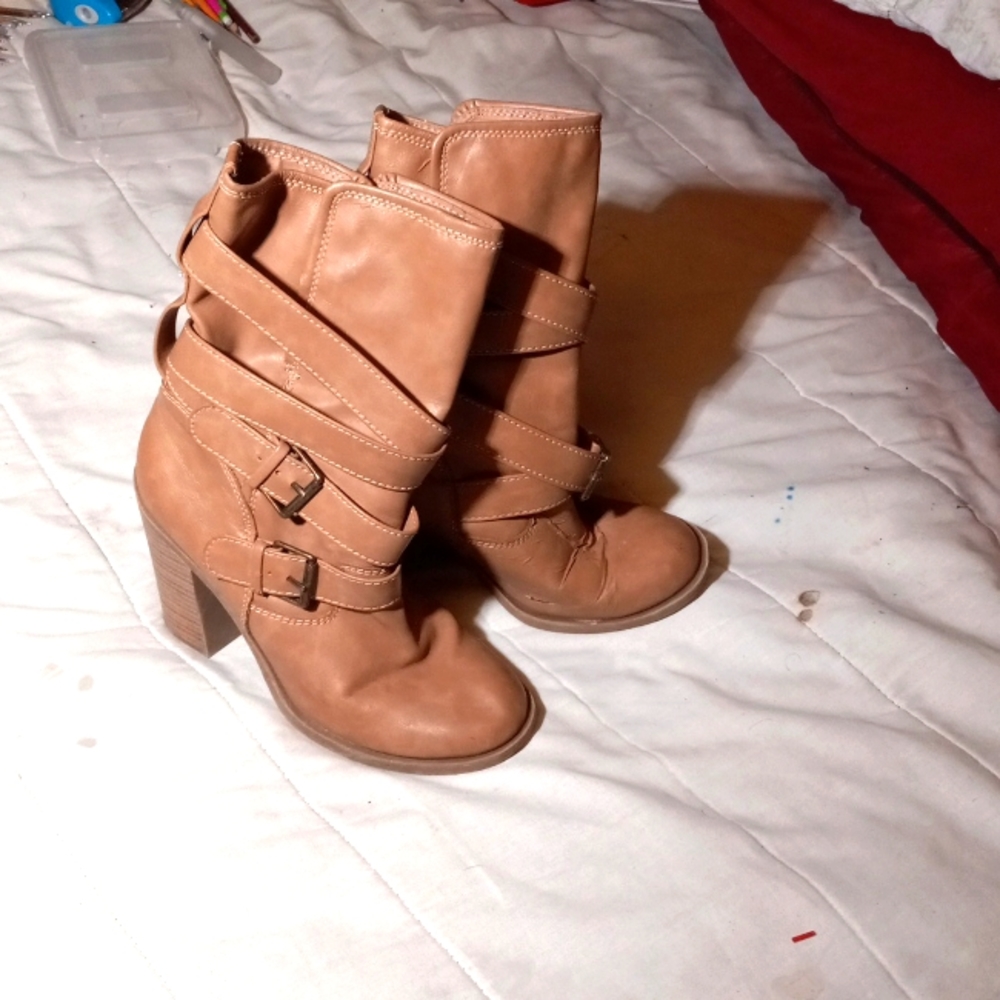 Womens boots